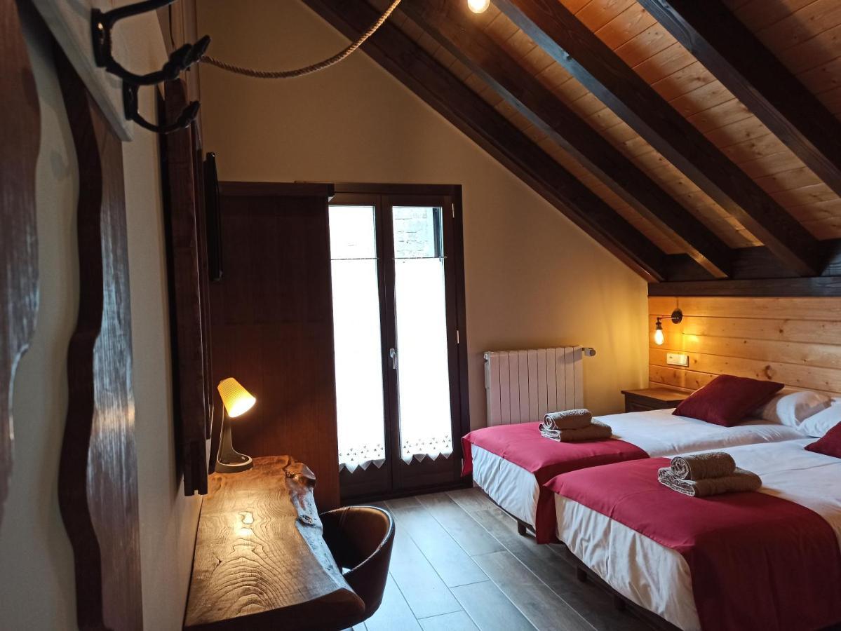 Casa Rural Elurkoia 伊萨瓦 外观 照片